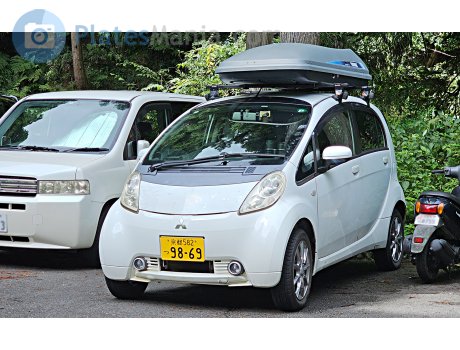 京都 582 つ 9869, Mitsubishi i