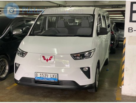 B 1539 LKV, Wuling Yangguang