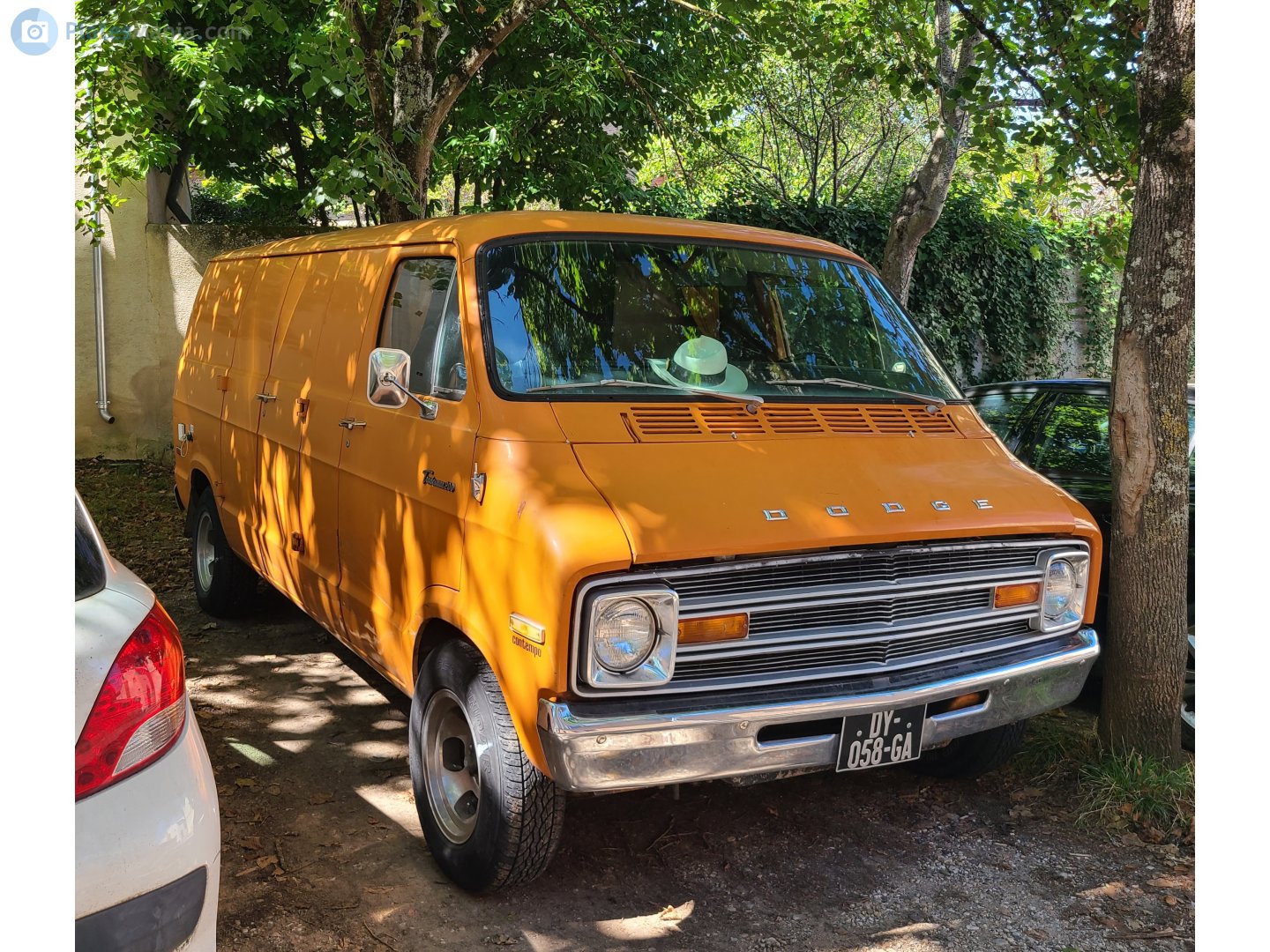 DY-058-GA, Dodge Sportsman 