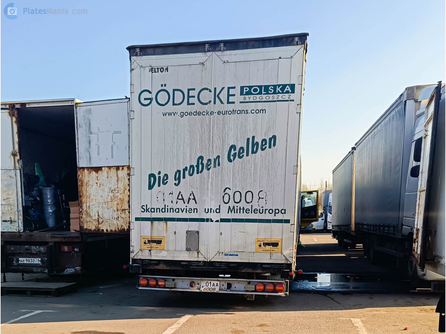 01AA 6008, Trailers (2009) 