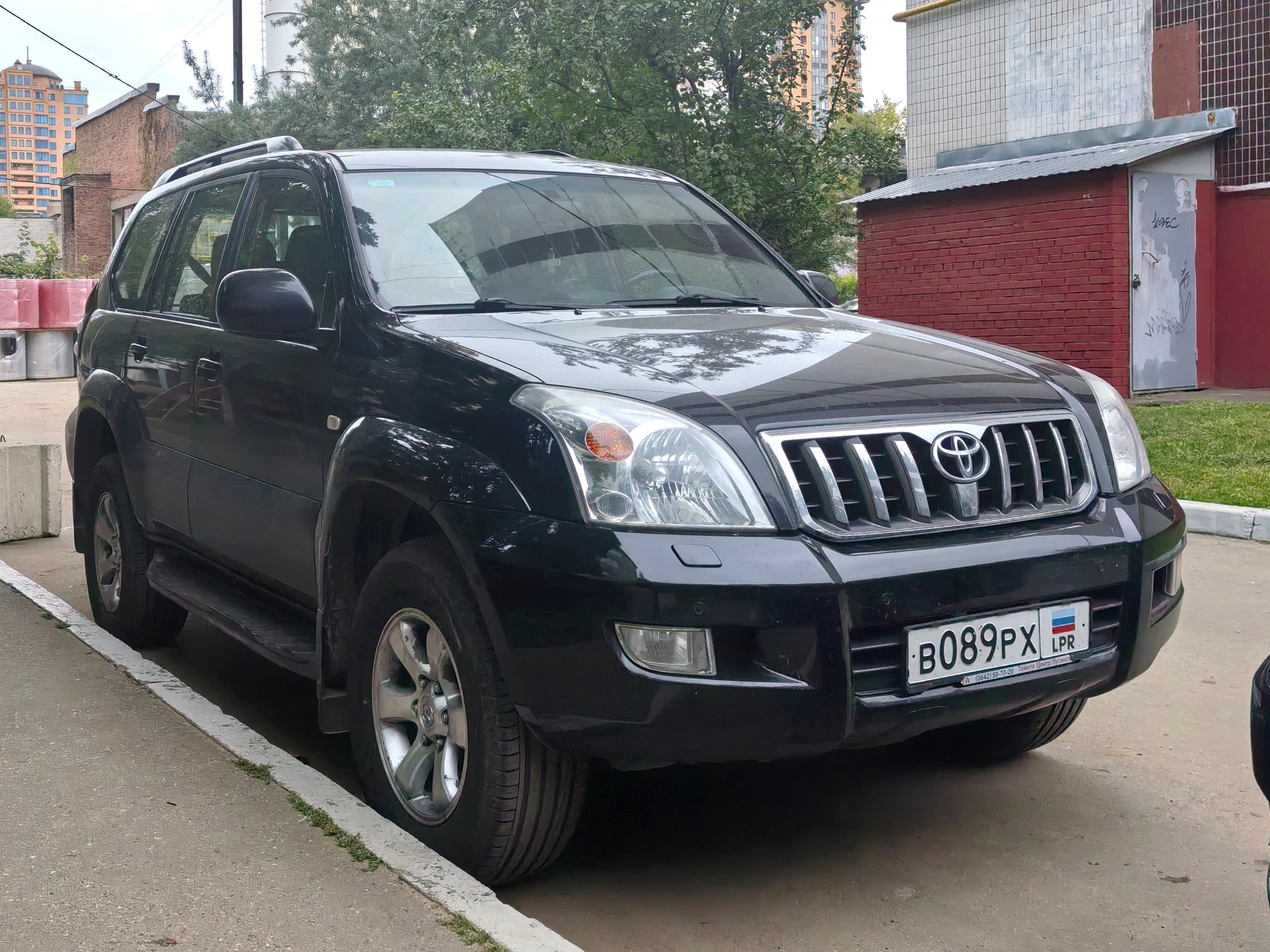 в 089 рх, Toyota Land Cruiser Prado 3rd gen 5-door SUV (J120), 2002–2009