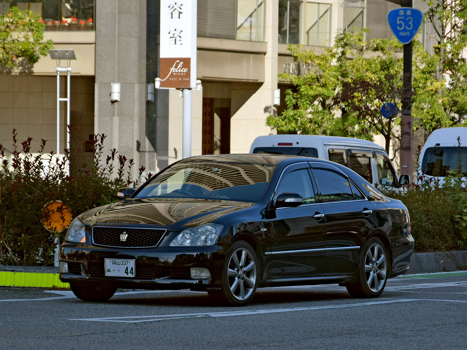 岡山 337 ぬ 44, Toyota Crown 12th gen (S180), 2003–2008  (­–2009 for CN-market)