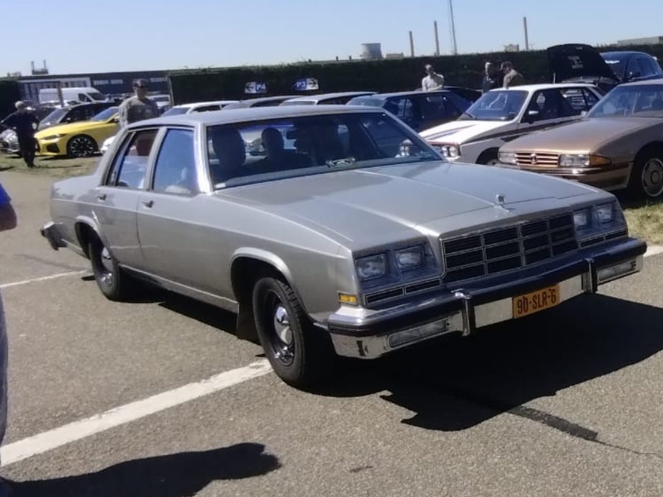 90-SLR-6, Buick LeSabre 5th gen Sedan (69; B-body), 2nd facelift, 1983–1985