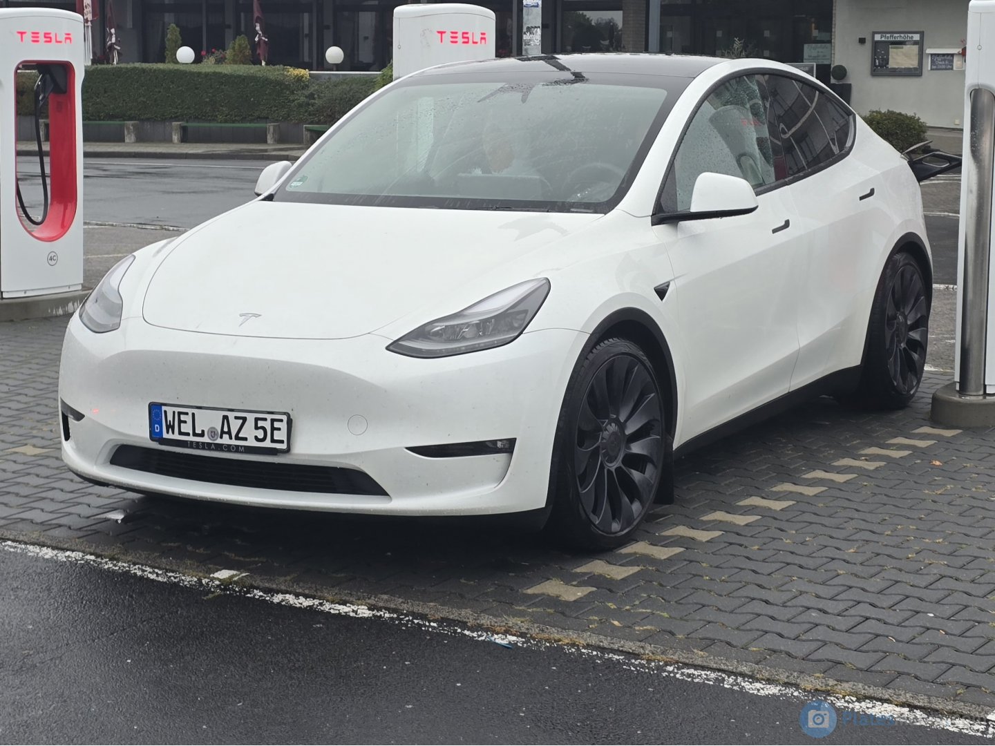 WEL AZ 5 E, Tesla Model Y 1st gen (5YJY), 2020–2025