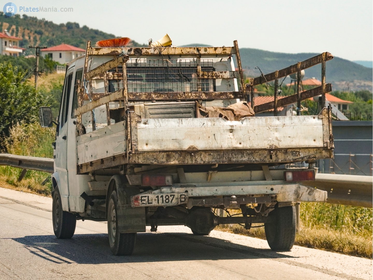 EL 1187 B, Mercedes-Benz T1 1st gen (601/602/611), 1976–1996