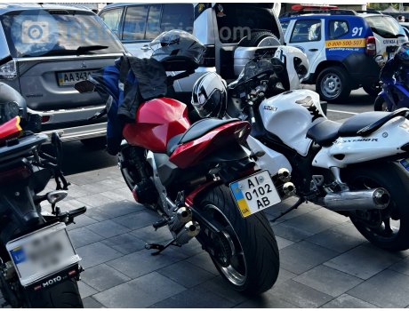 AI 0102 AB, Kawasaki Z1000