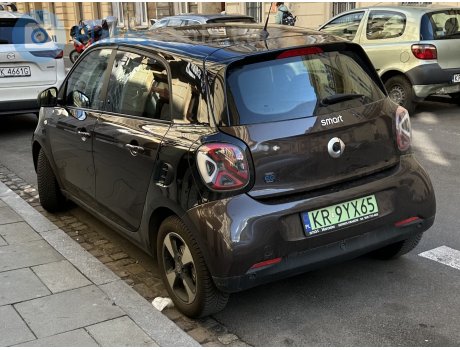 KR 9YX65, Smart ForFour