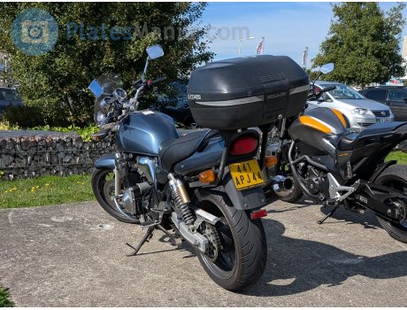 441 APJ 44, Suzuki GSX Series