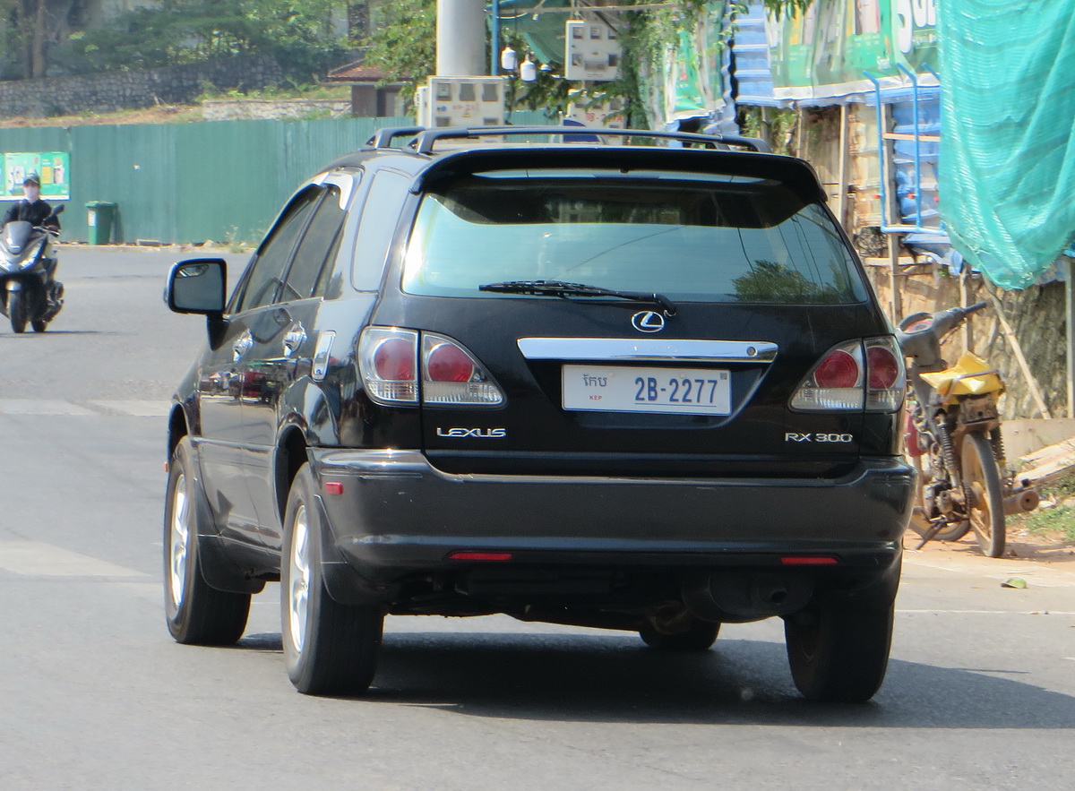 2B-2277, Lexus RX 1st gen (XU10), 1998–2003
