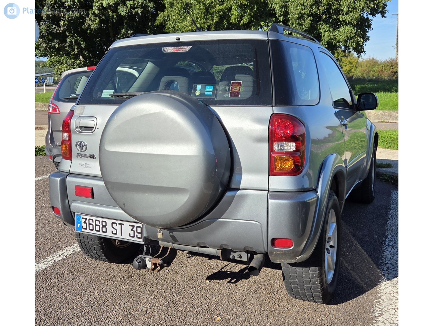 3668 ST 39, Toyota RAV4 2nd gen 3-door SUV (XA20), 2000–2005