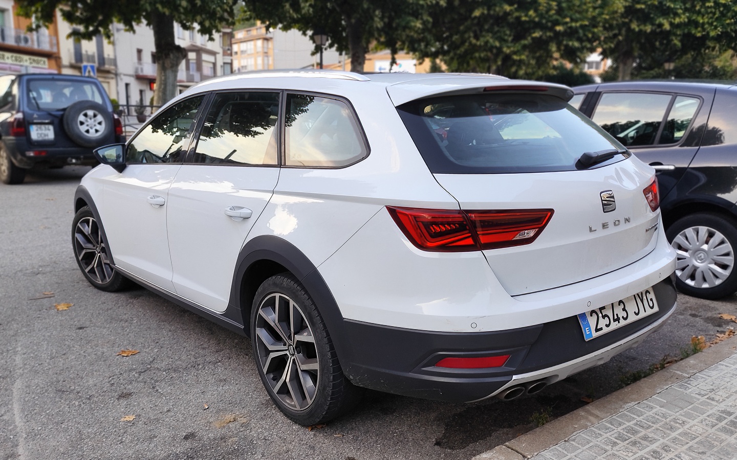 2543 JYG, SEAT León 3rd gen X-Perience (5F5/5F8), 2014–2018
