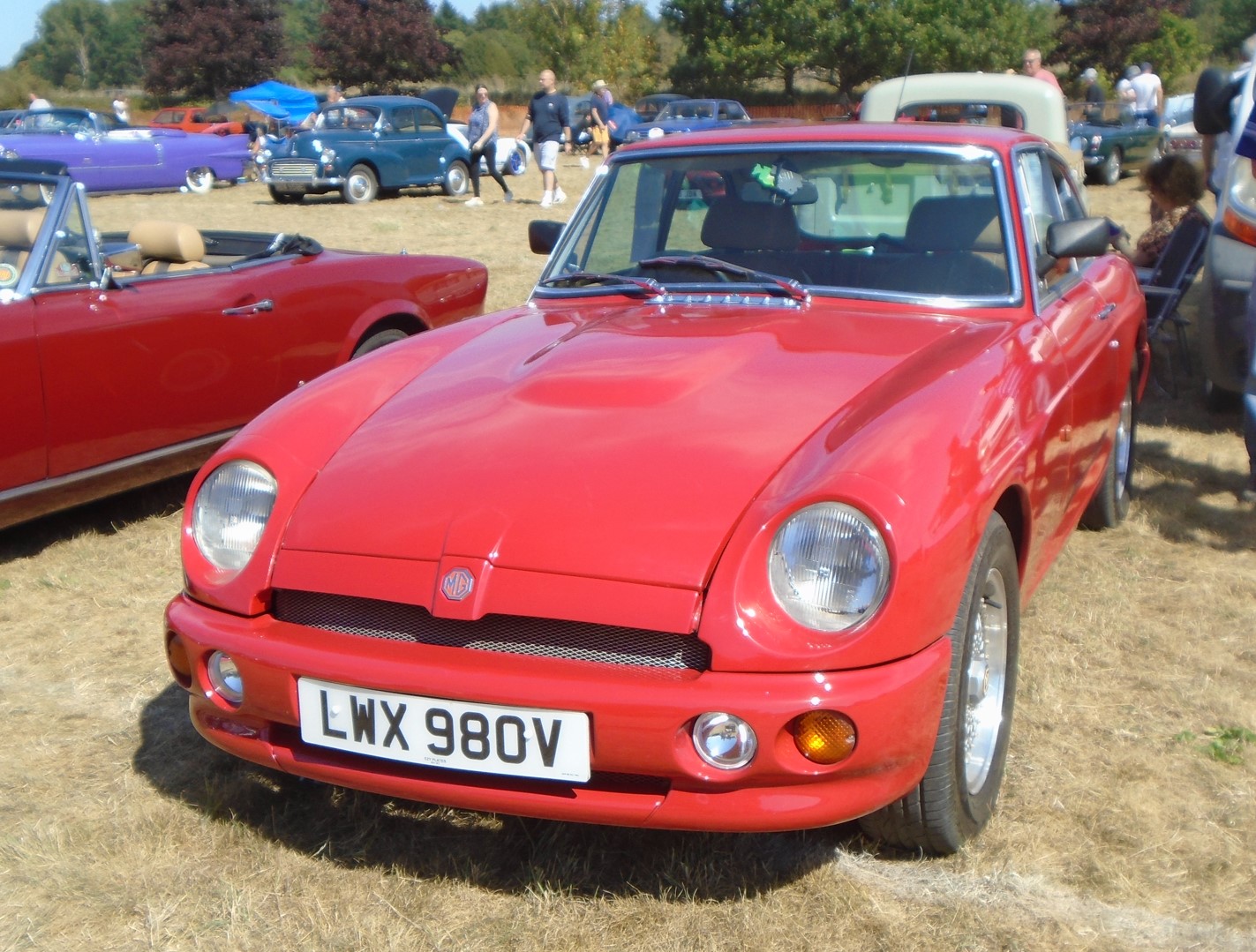 LWX980V, MG B 1st gen GT Coupé, 1965–1980