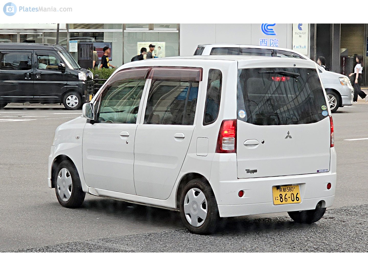 京都 580 に 8606, Mitsubishi Toppo 4th gen (H82A), 2008–2013