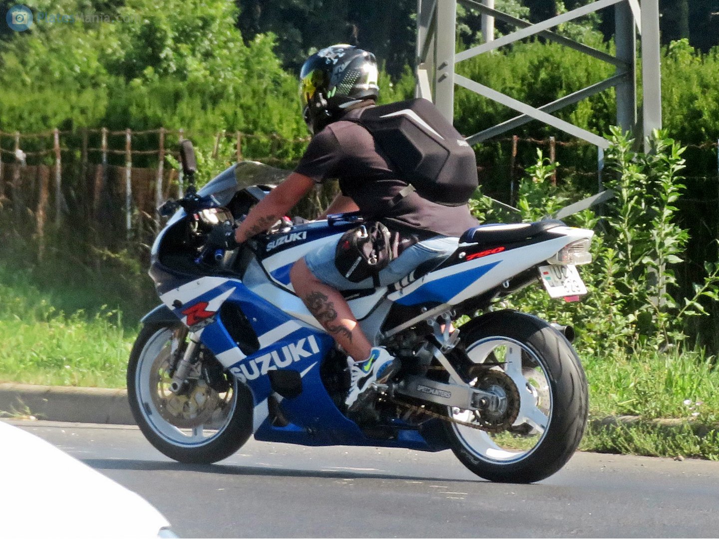 UCY-829, Suzuki GSX-R Series 6th gen, 2000–2003