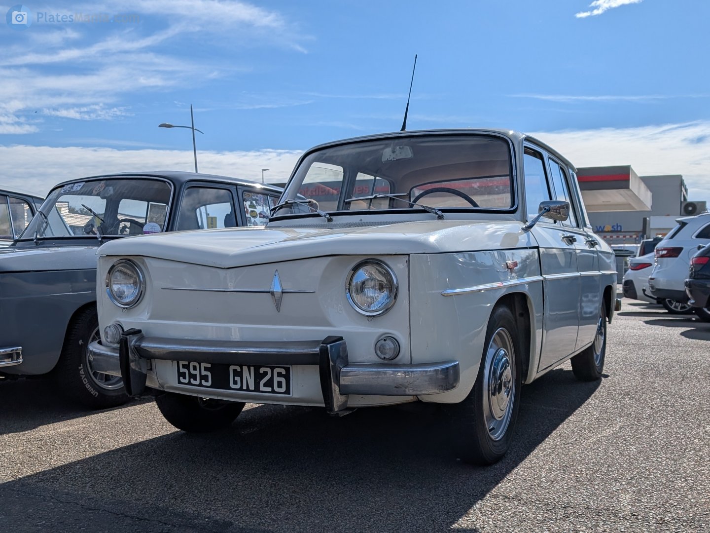 595 GN 26, Renault 8 1st gen (113), 1962–1973 (–1976 for ES-market)