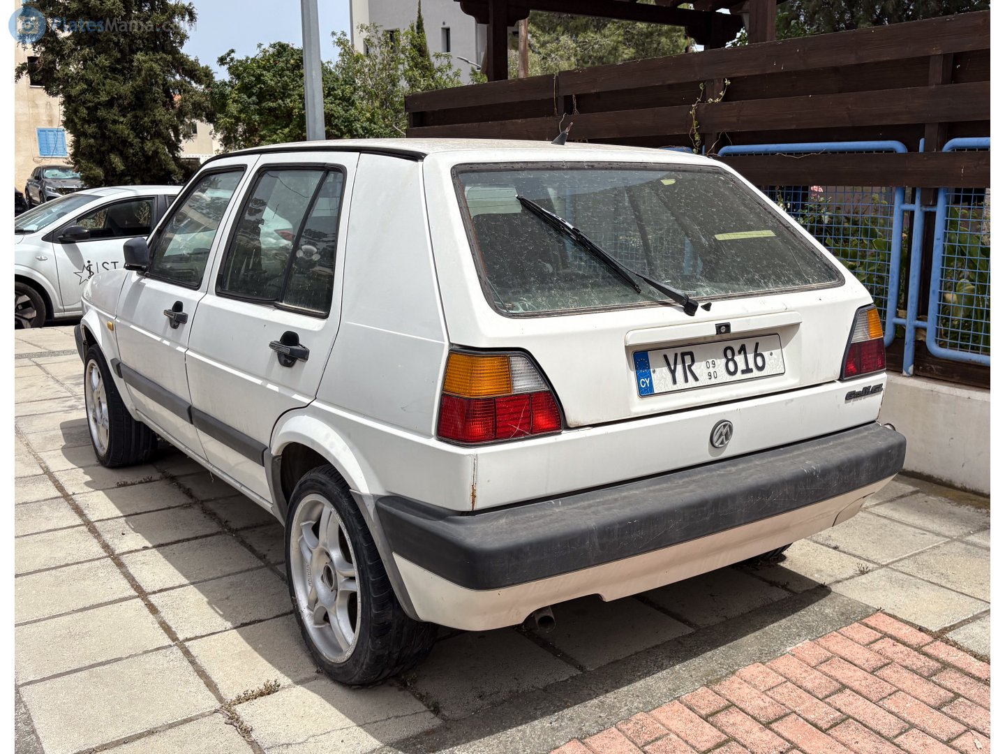 YR 816, Volkswagen Golf 2nd gen 5-door Hatch (19/1G), 1983–1992