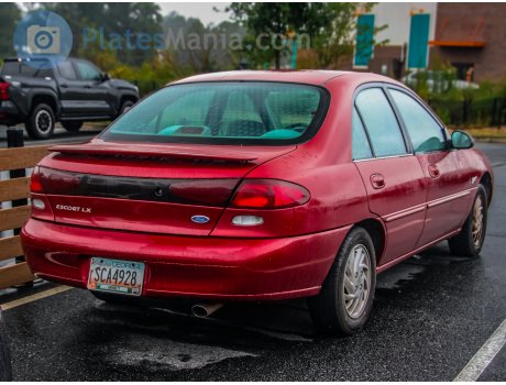 SCA4928, Ford Escort