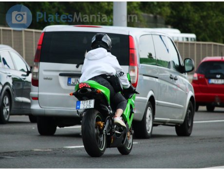 UIE-225, Kawasaki Ninja ZX-6R