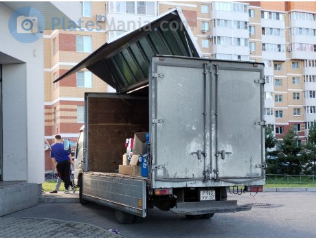 р963уу27, Isuzu Elf
