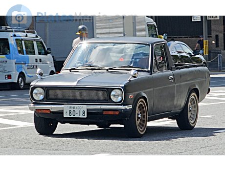 京都 430 さ 8018, Datsun Sunny