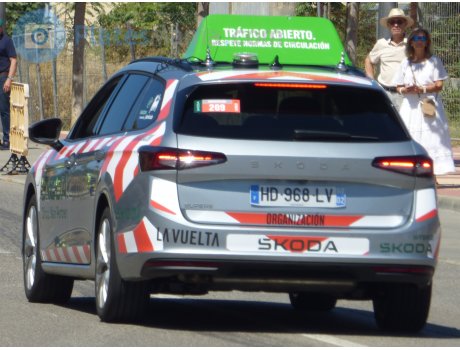 HD-968-LV, Skoda Superb