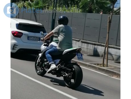 ED 06894, Kawasaki Z750