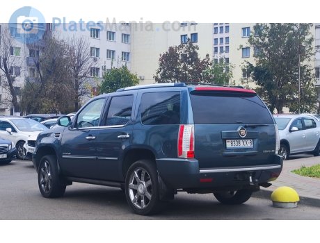 8338 XX-8, Cadillac Escalade