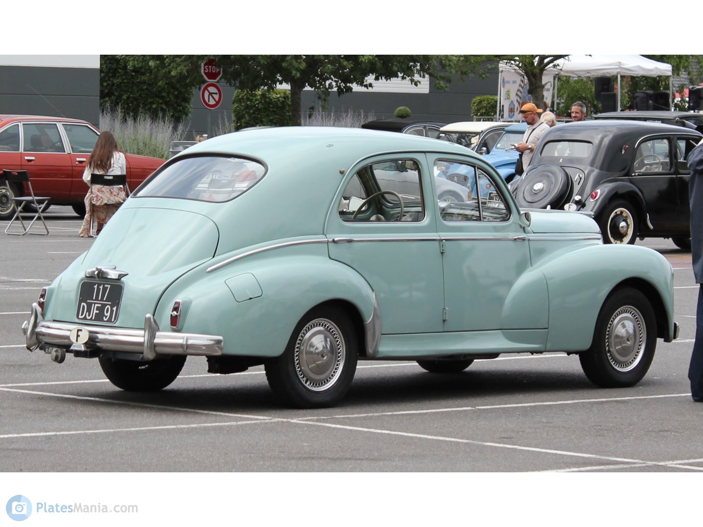 117 DJF 91, Peugeot 203 Familiale, 1950–1954