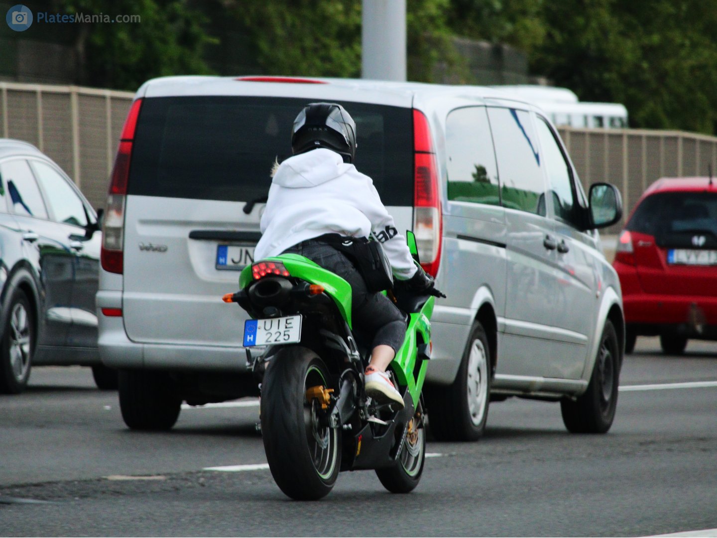 UIE-225, Kawasaki Ninja ZX-6R 5th gen, 2005–2006