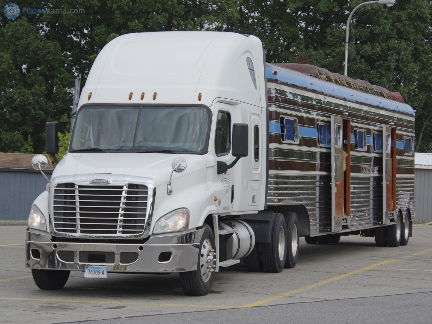 76386-A, Freightliner Cascadia 1st gen Cascadia (2007–2013) / 2nd gen Cascadia Evolution (2012–2018)
