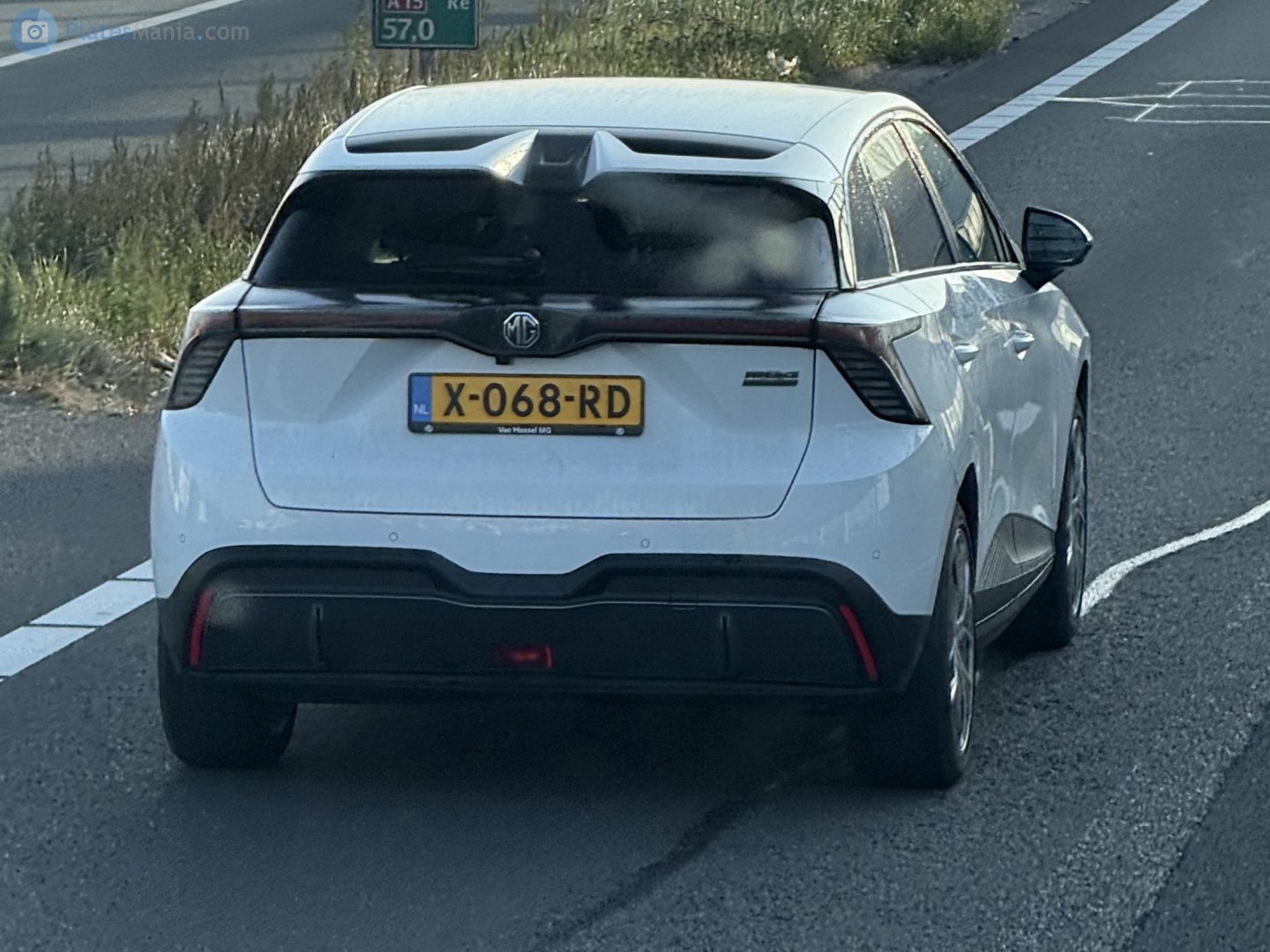 X-068-RD, MG 4 1st gen (EH32), 2022–