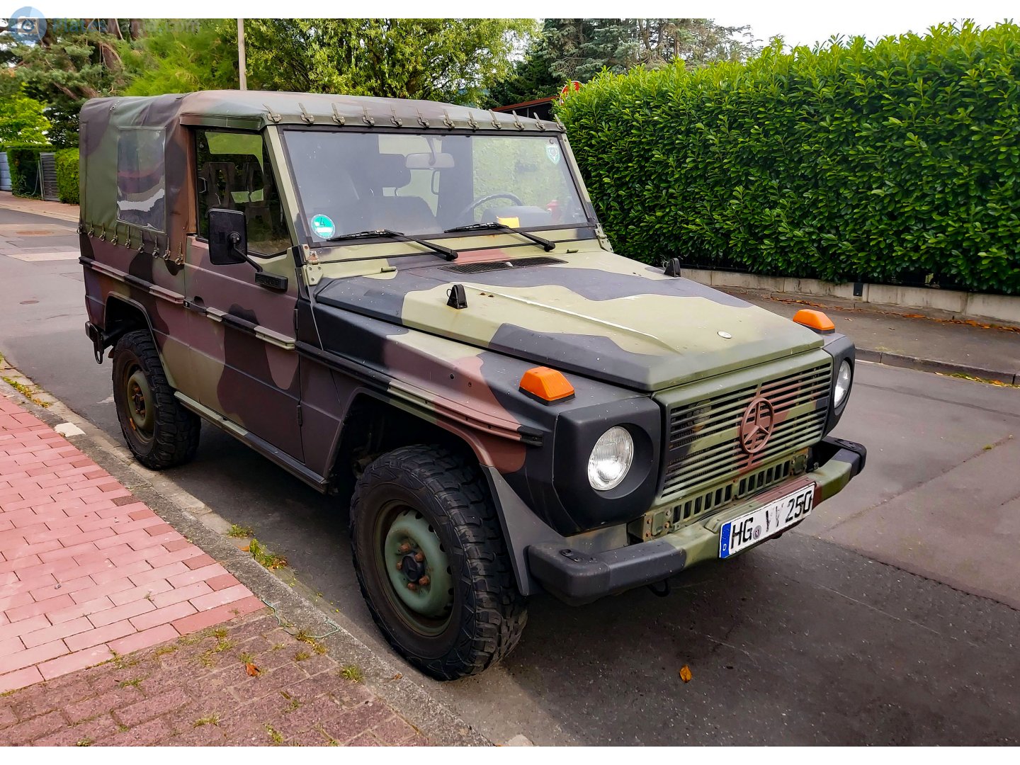 HG YY 250, Mercedes-Benz G-Klasse Wolf Open-Roof SUV (W460/W461/W462; Military-spec), 1979–