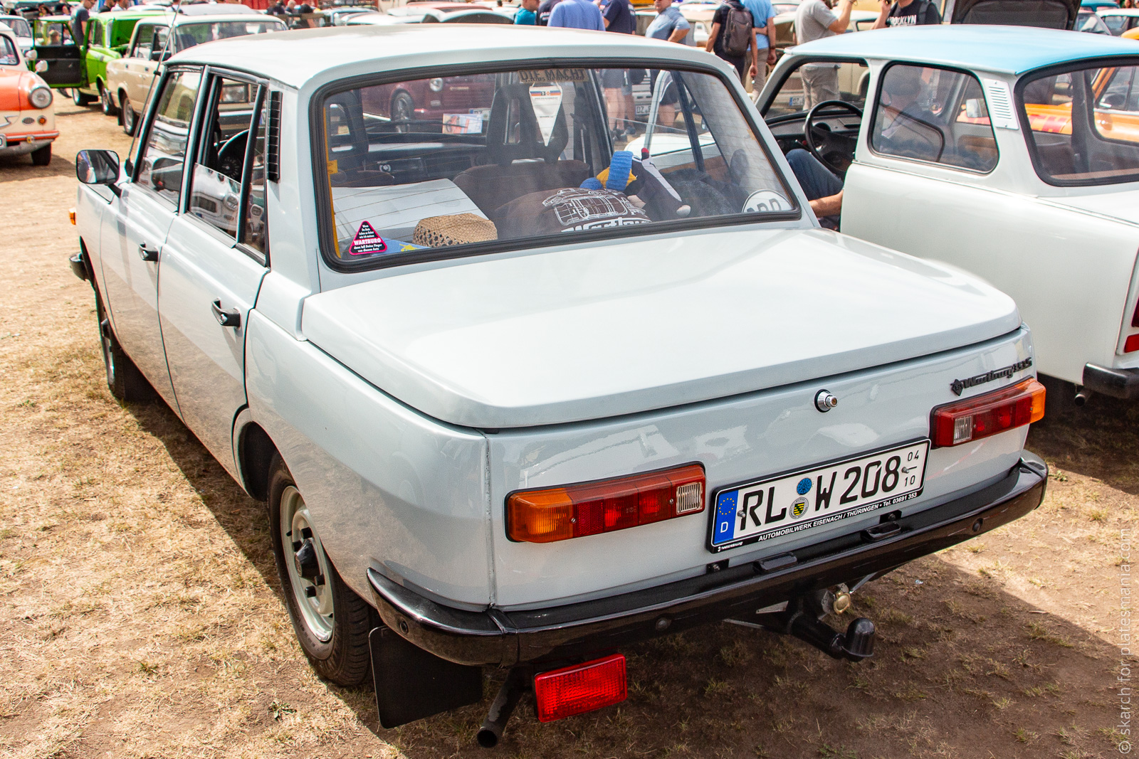 RL W 208 (04/10), Wartburg 353 Limousine, 1966–1985