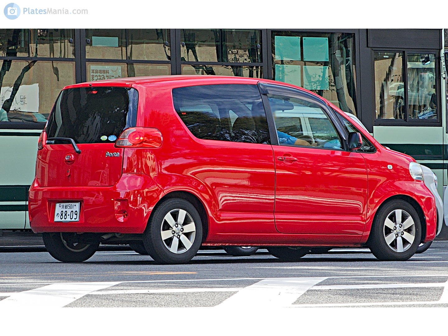 京都 501 め 8809, Toyota Porte 1st gen (AP10), 2004–2012