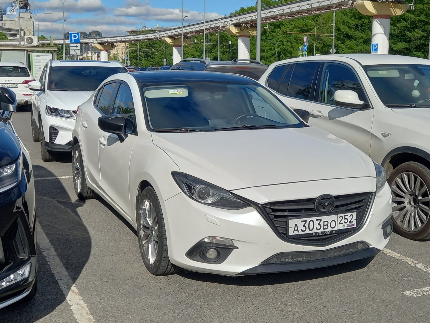 а 303 во 252, Mazda 3 3rd gen Sedan (BM), 2013–2018