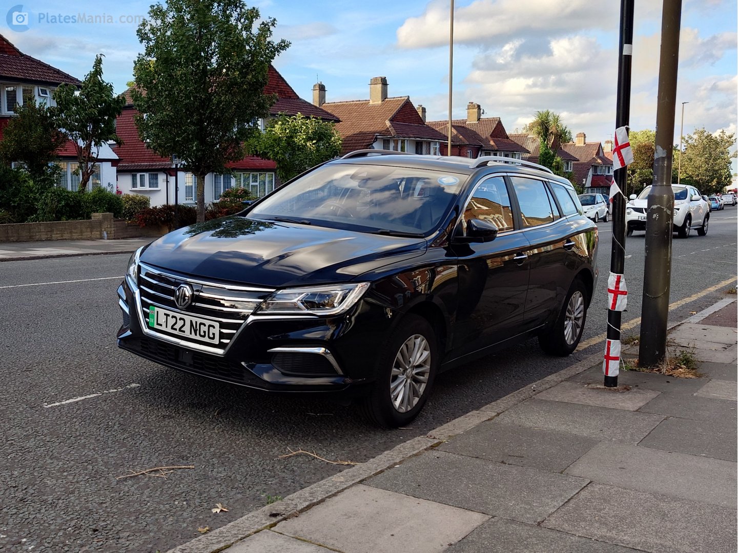 LT22NGG, MG 5 2nd gen EV Wagon (AP31; UK-market), 2020–2022