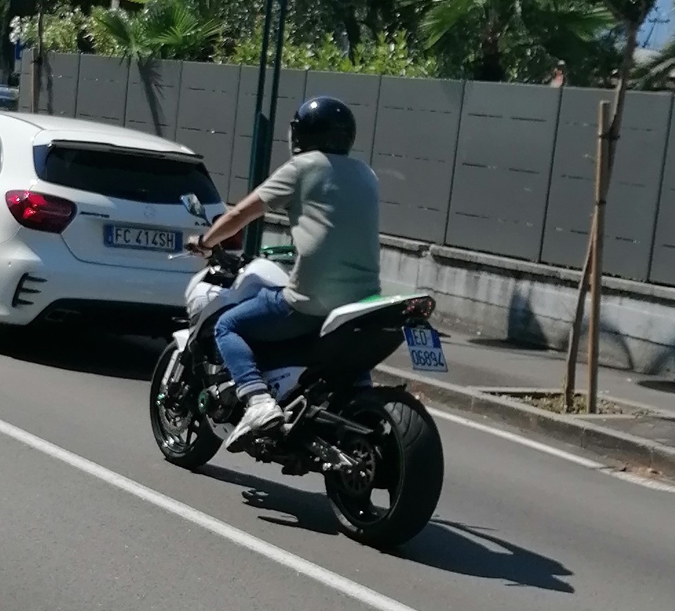 ED 06894, Kawasaki Z750 2nd gen ZR750L/M, 2007–2012