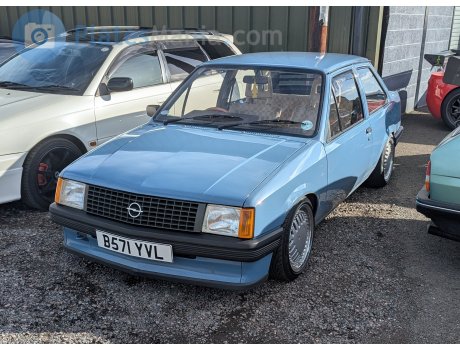 B571 YVL, Vauxhall Nova