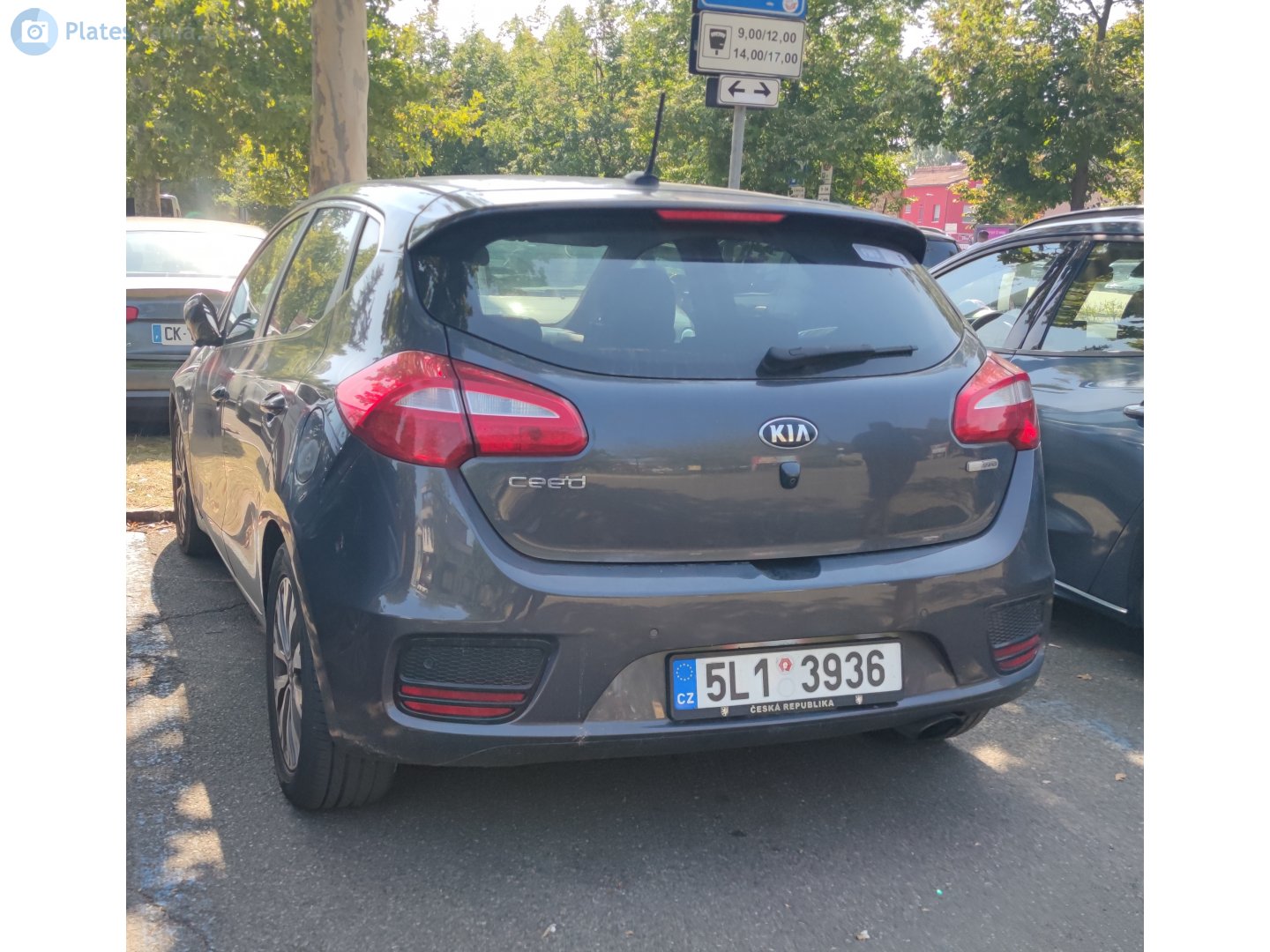 5L1 3936, Kia Ceed 2nd gen cee'd 5-door Hatch (JD), 2012–2018
