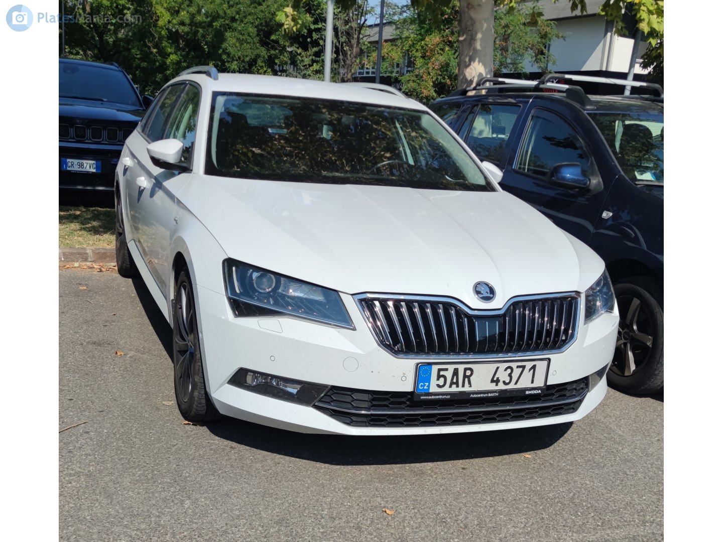 5AR 4371, Skoda Superb 3rd gen Combi (B8/3V5), 2015–2019