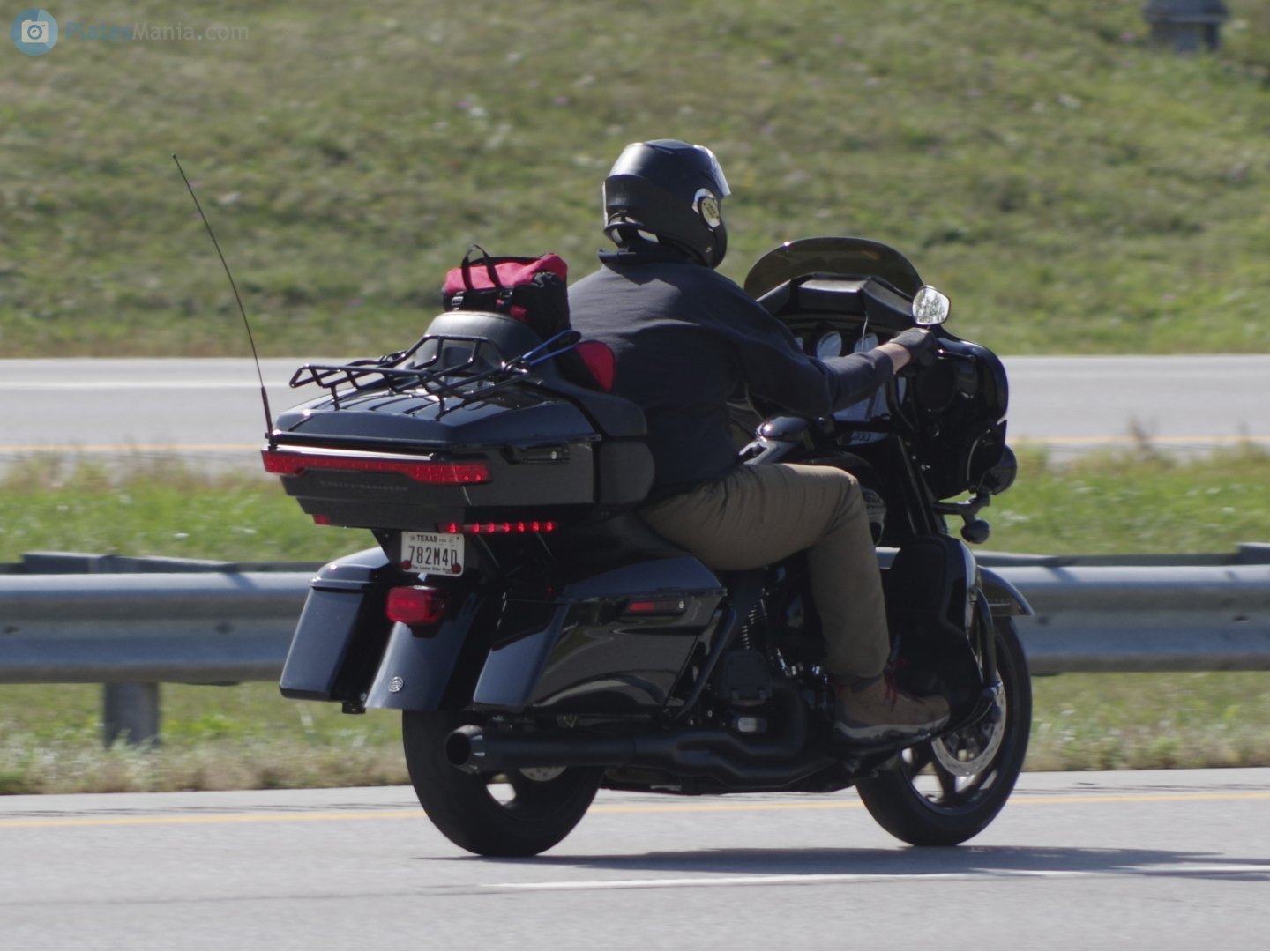 782M4D, Harley-Davidson FL 