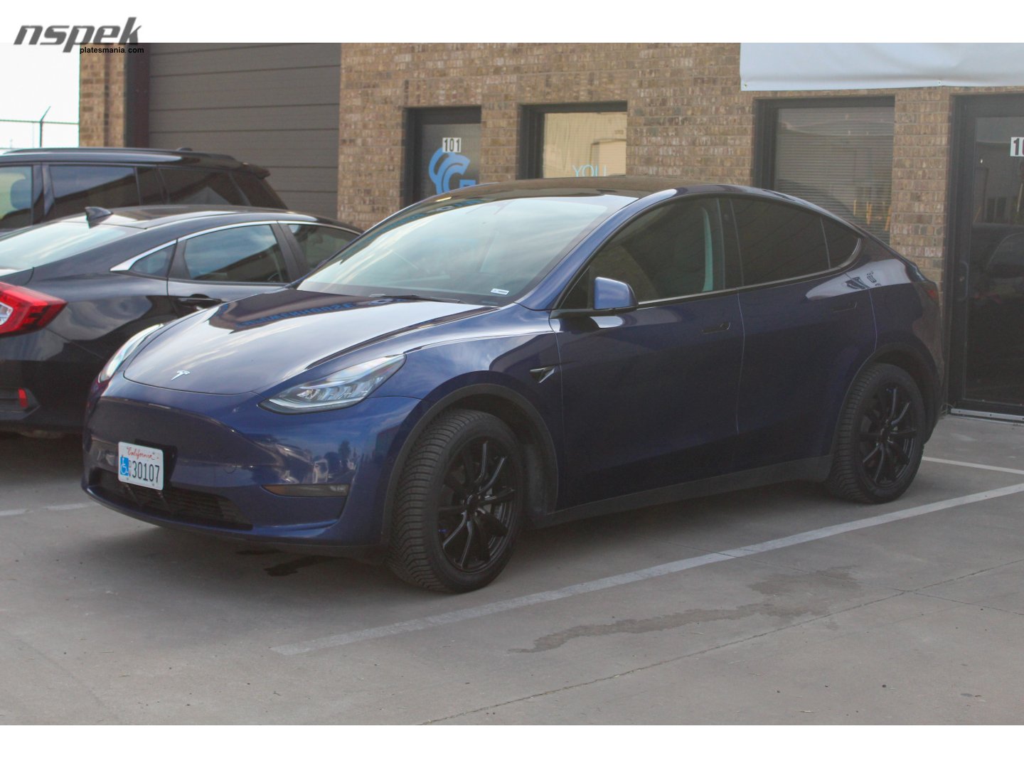D/V30107, Tesla Model Y 1st gen (5YJY), 2020–2025