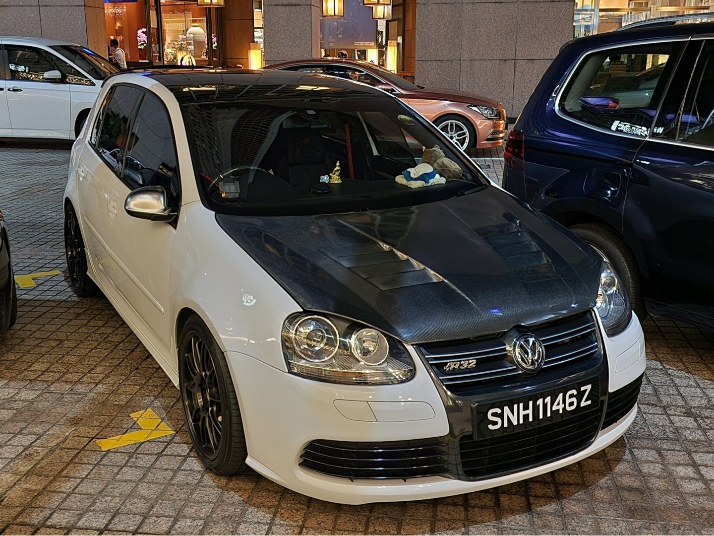 SNH 1146 Z, Volkswagen Golf 5th gen 5-door Hatch (1K1), 2003–2008