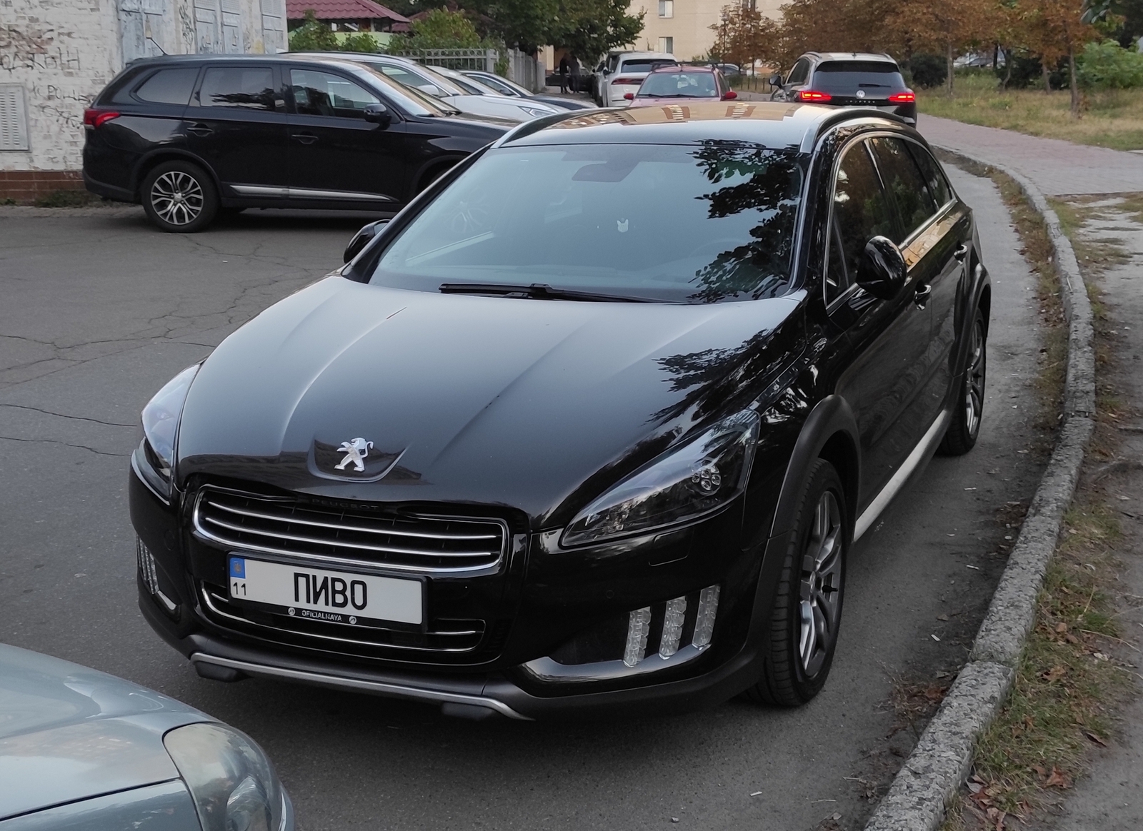 11 ПИВО, Peugeot 508 1st gen RXH (W22), 2012–2014