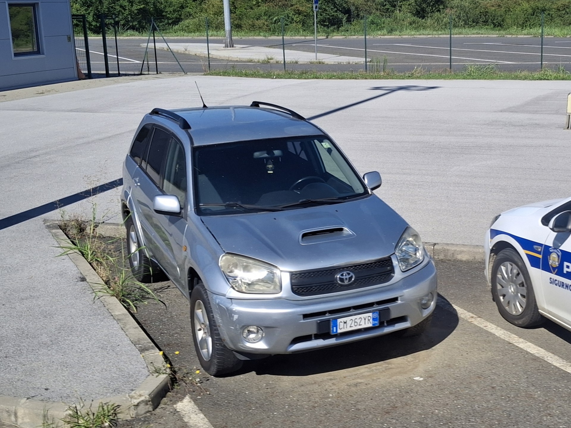 CM 262 YR, Toyota RAV4 2nd gen 5-door SUV (XA20), 2000–2005