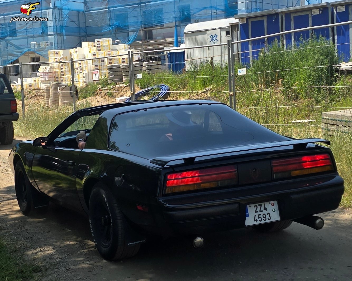 2Z4 4593, Pontiac Firebird 3rd gen Targa (87; F-body), 1981–1990