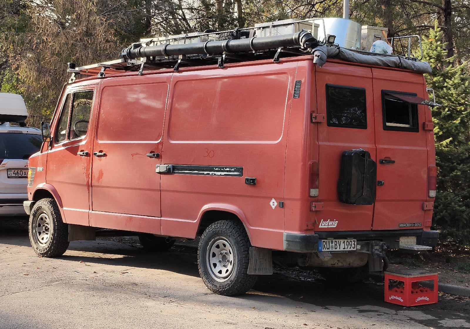 RU BY 1993, Mercedes-Benz T1 1st gen (601/602/611), 1976–1996