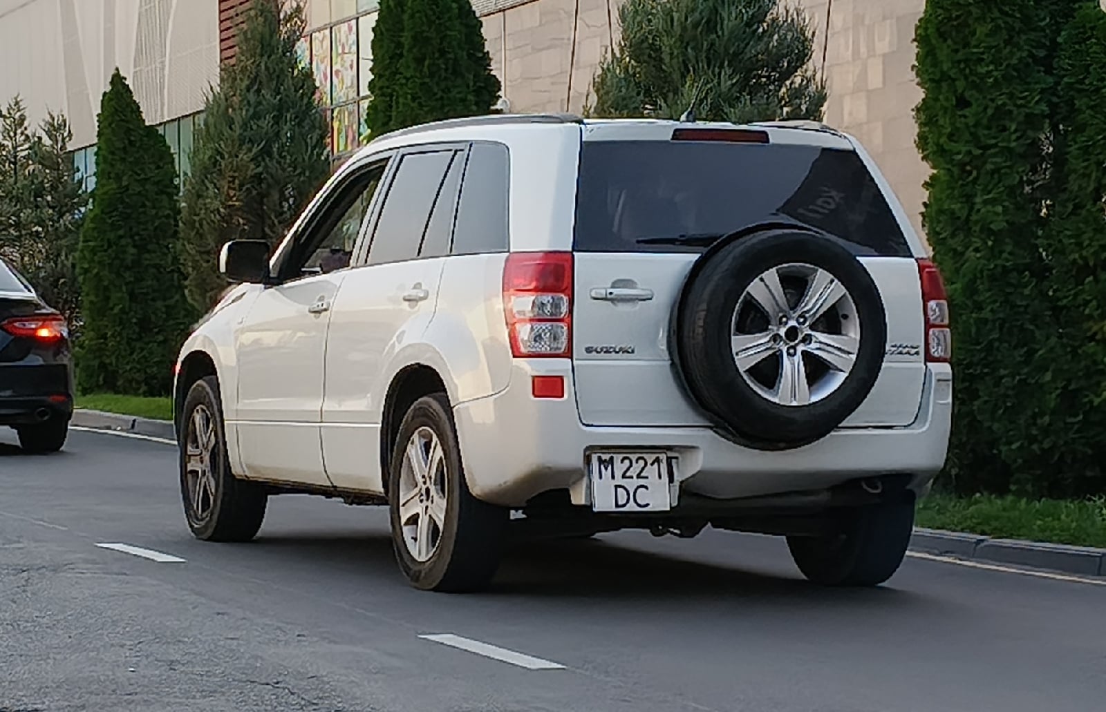 M 221 DC, Suzuki Grand Vitara 2nd gen 5-door SUV (JT), 2005–2017