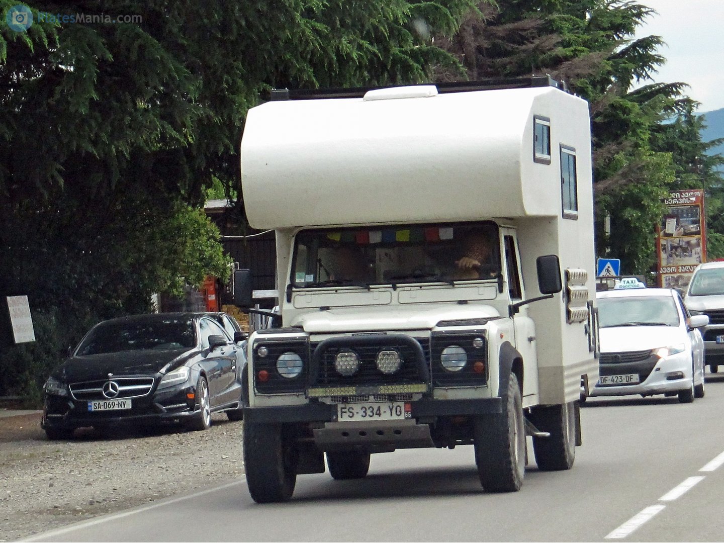FS-334-YG, Land Rover Defender 1st gen 127