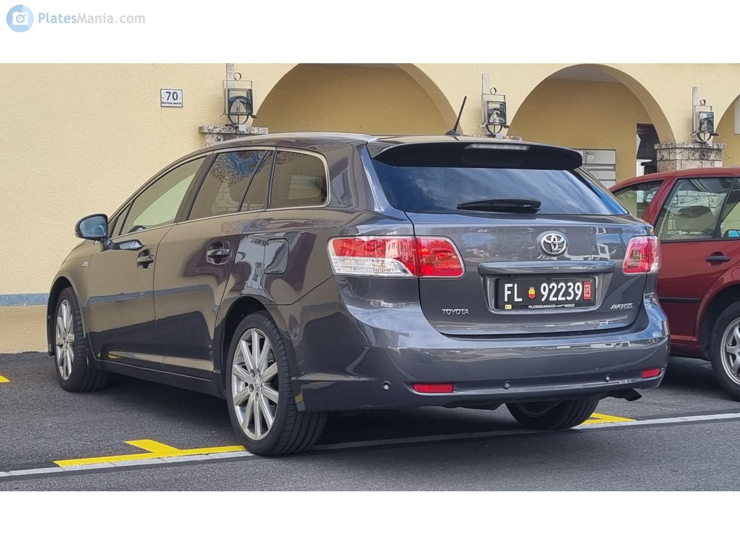 FL 92239, Toyota Avensis 3rd gen Tourer (T270) 2008–2011